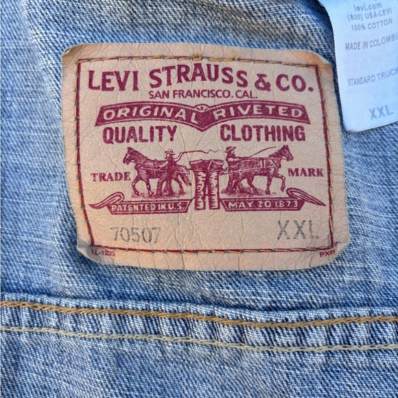Vintage Levi's Trucker Jacket - Picture 5 of 6